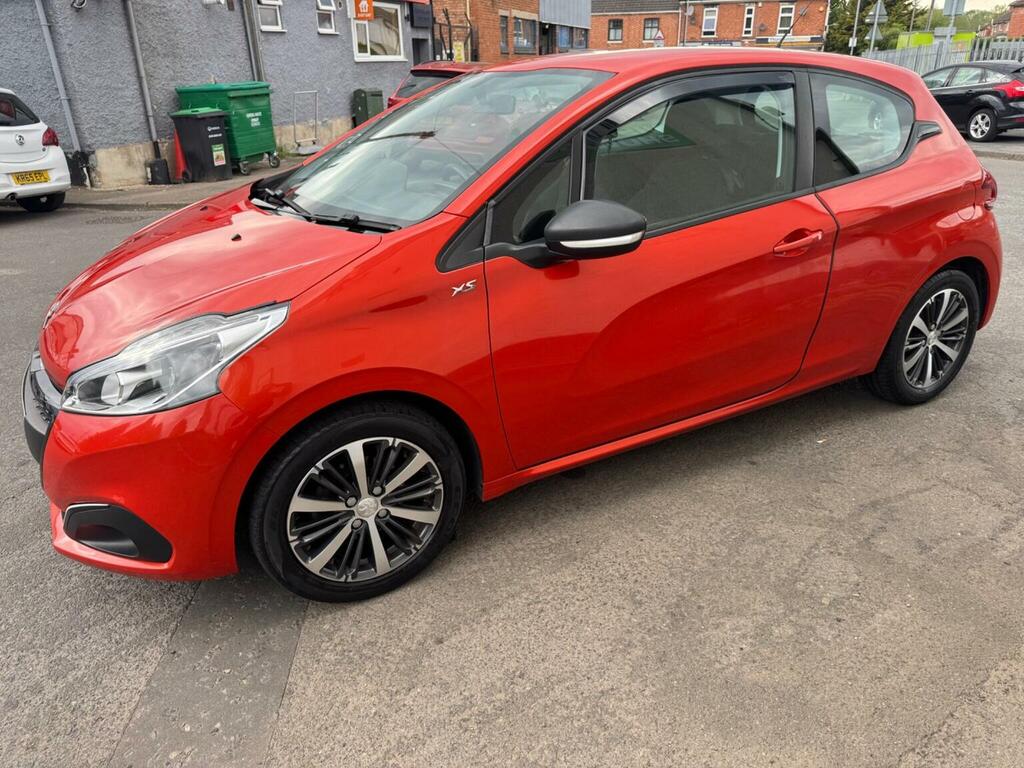 Peugeot 208 Hatchback 1.2 Puretech Xs White Euro 6 20161 MW16UTE Orange #3