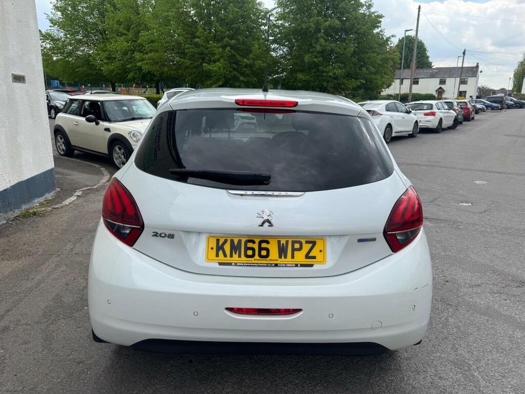 Peugeot 208 Hatchback 1.2 Puretech Allure Euro 6 201666 KM66WPZ White #5