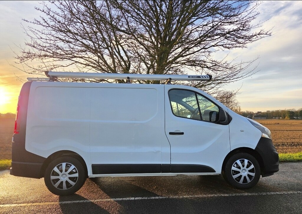 Vauxhall Vivaro Panel Van 1.6 Cdti 2700 Biturbo 2017 BV17WWR White #6