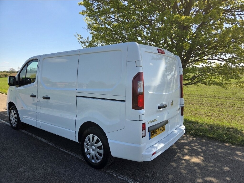 Vauxhall Vivaro Panel Van 1.6 Cdti 2700 Sportive 2018 KM67NZH White #5