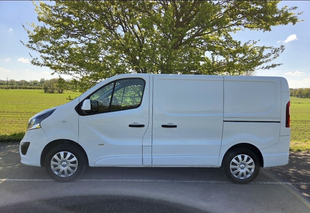 Vauxhall Vivaro Panel Van 1.6 Cdti 2700 Sportive 2018 KM67NZH White #6