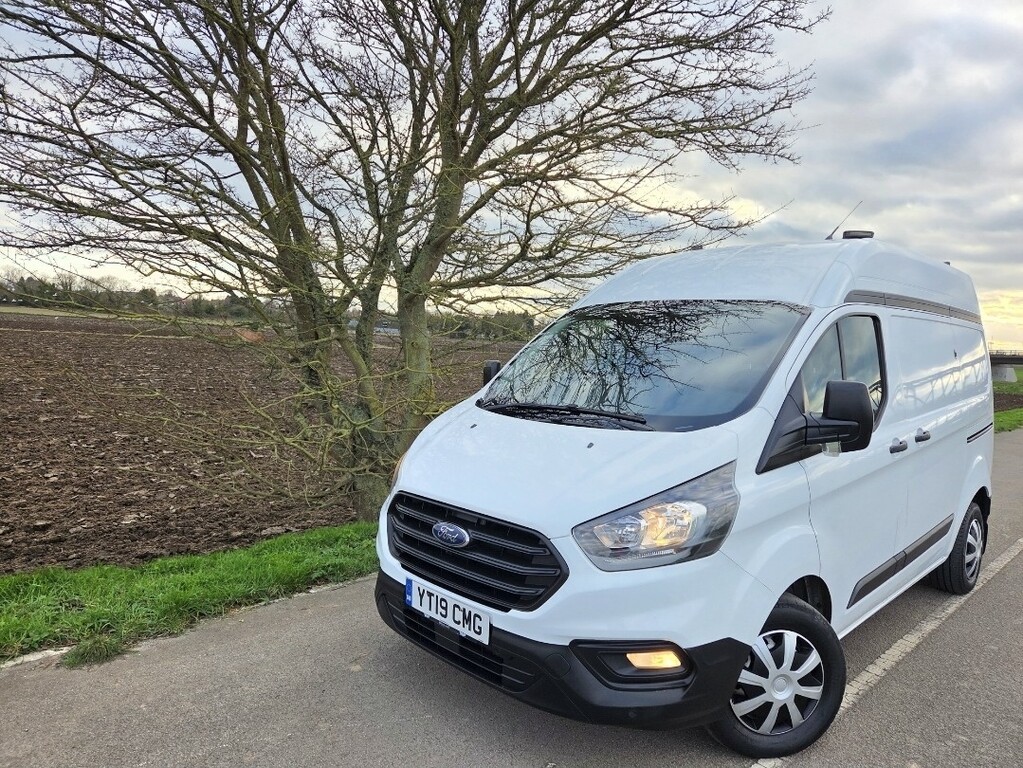 Ford Transit Custom Panel Van 2.0 300 Ecoblue 2019 YT19CMG White