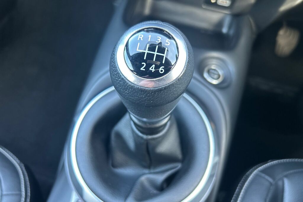 Nissan Juke Nissan Juke 1.0 Dig T Tekna Suv Manu... BJ73XVT #6