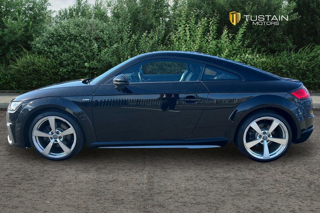 Audi TT Audi Tt Coupe 2.0 Tfsi 40 S Line Coupe Petr...