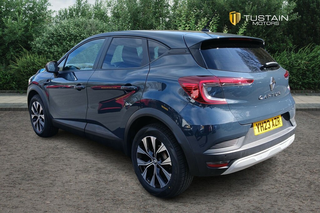 Renault Captur Renault Captur 1.3 Mhev Evolution Suv Petro... YH23AZR #4