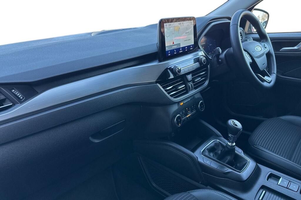 Ford Kuga Ford Kuga 1.5T Ecoboost Titanium Edition Suv 5D... HN23YGV #5