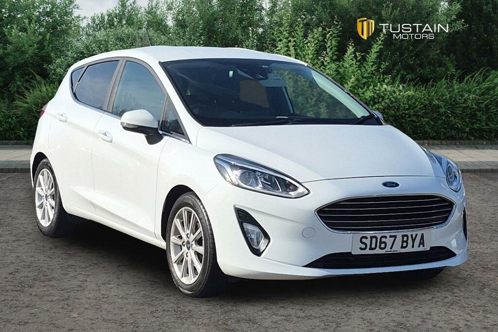 Ford Fiesta Ford Fiesta 1.0T Ecoboost Titanium Hatchback 5D... White