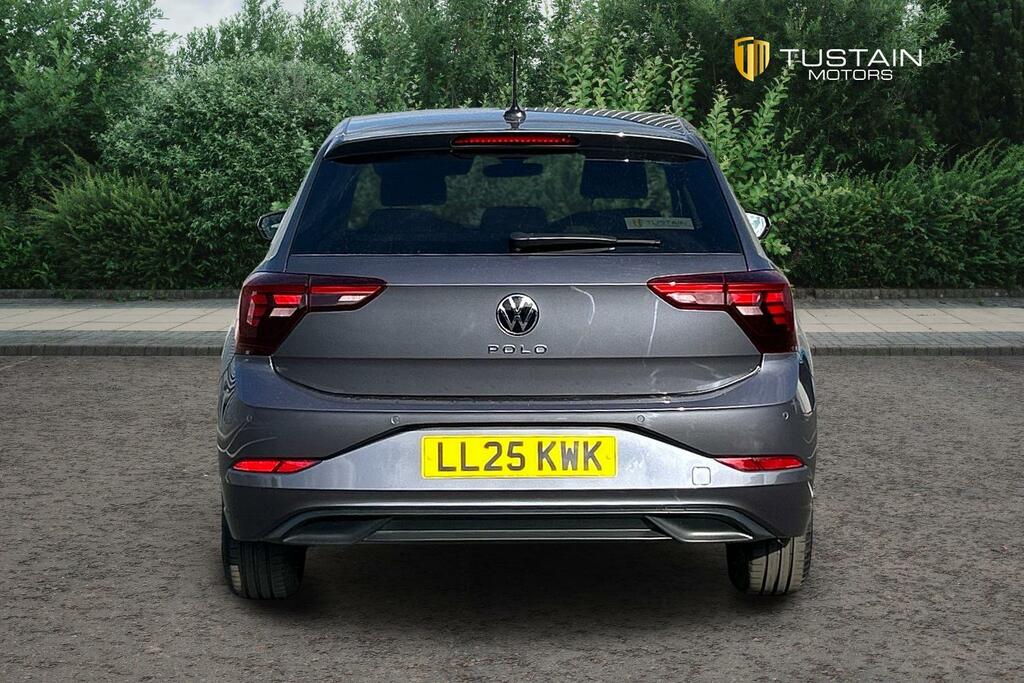 Volkswagen Polo Volkswagen Polo 1.0 Tsi Match Hatchback Pet... LL25KWK #2