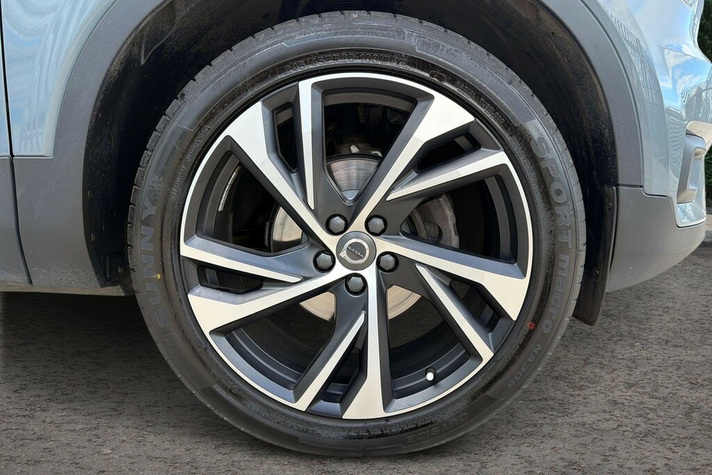 Volvo XC40 Volvo Xc40 1.5 T3 R Design Pro Suv M... #3