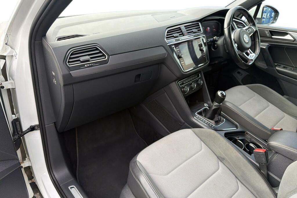Volkswagen Tiguan Volkswagen Tiguan 2.0 Tdi R Line Tech Suv D... SH69WHZ  #5