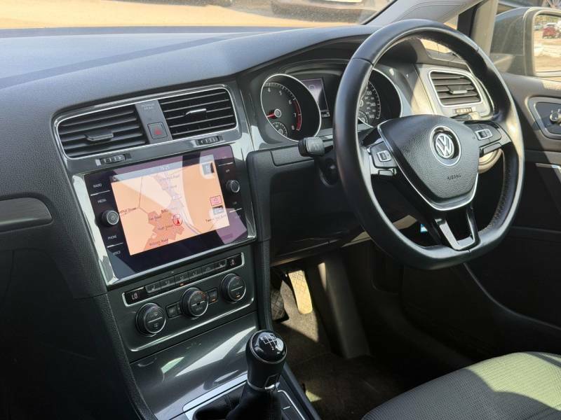Volkswagen Golf 1.0 Tsi 115 Match Edition - 2019 69 GD69CKF Grey #3