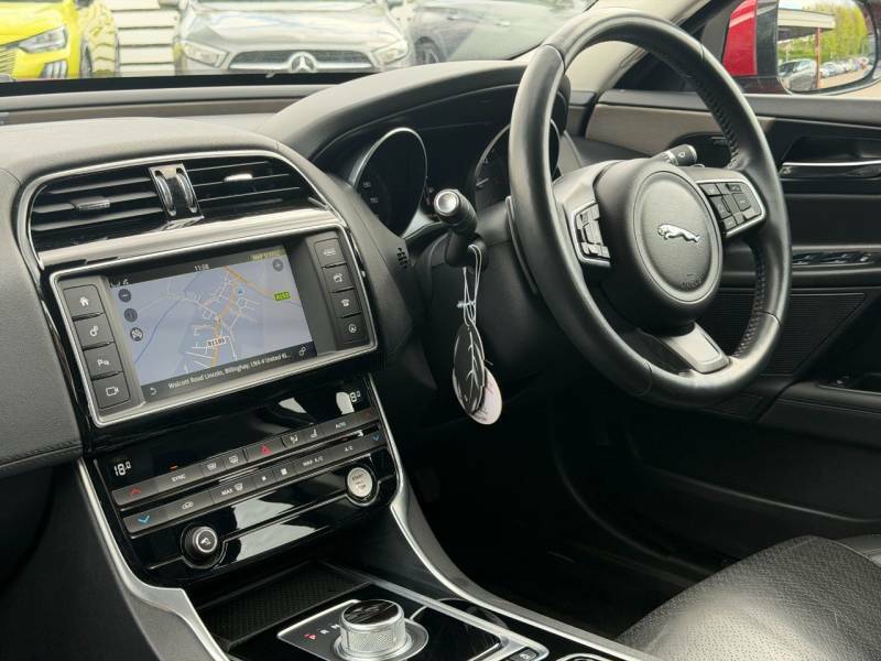 Jaguar XE 2.0D Portfolio - 2016 16 FV16TZP Red #3