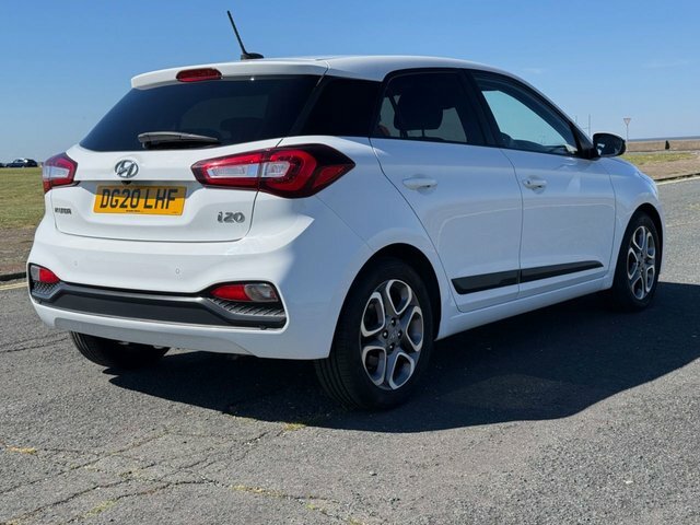 Hyundai I20 2020 1.2 Premium Nav Hatchback E DG20LHF White #5