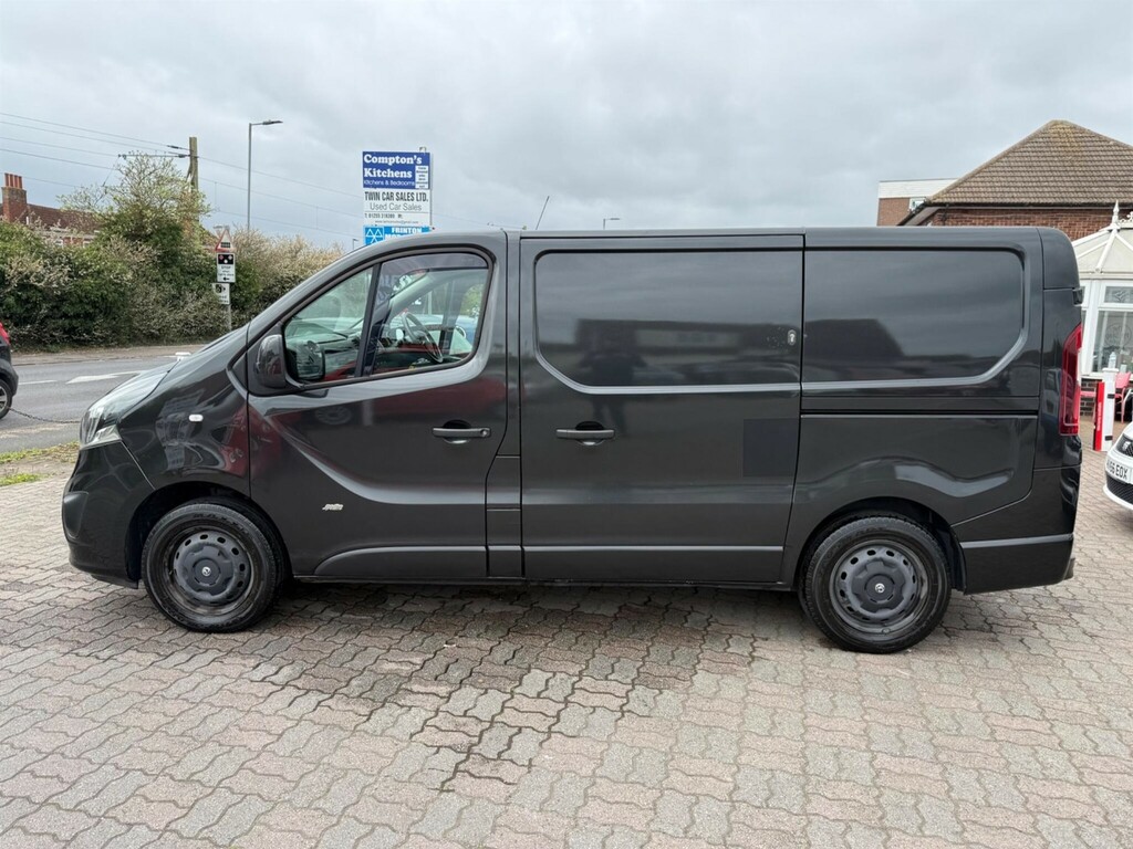 Vauxhall Vivaro 1.6 Cdti 2700 Biturbo Ecotec Sportive L1 H1 Euro 6 DE18LCV Black #5
