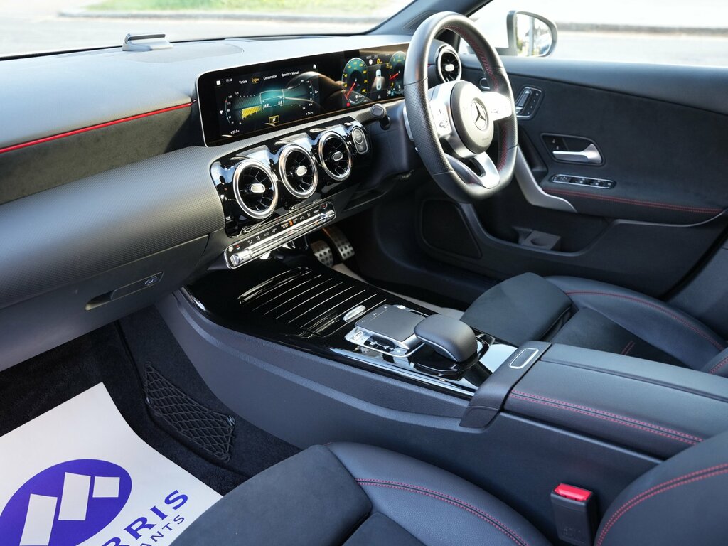 Mercedes-Benz A Class 2.0 A250 Amg Line Premium Plus Hatchback Pet White #5