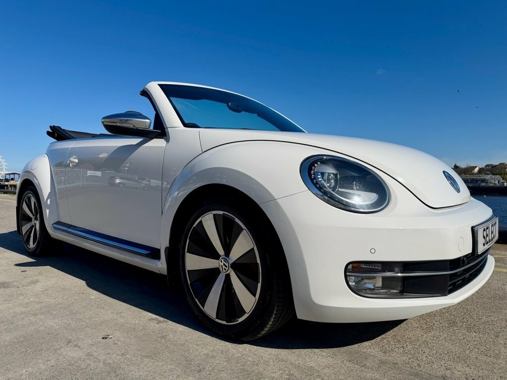 Volkswagen Beetle 2L Sport White