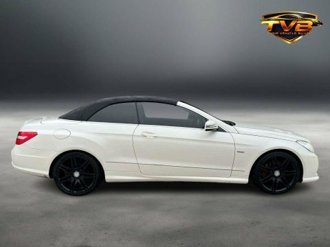 Mercedes-Benz E Class 1.8 E250 Sport LN11UWZ White #3