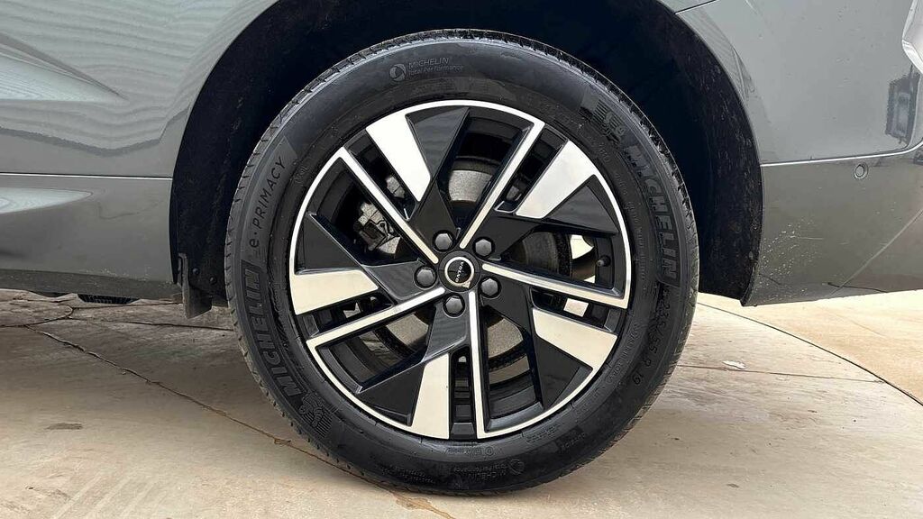 Volvo XC60 Plus, B5 Awd Mild Hybrid, Dark RF25AXG  #4