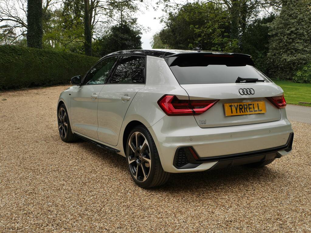 Audi A1 Sportback Tfsi S Line Black Edition KR72OSF Silver #6