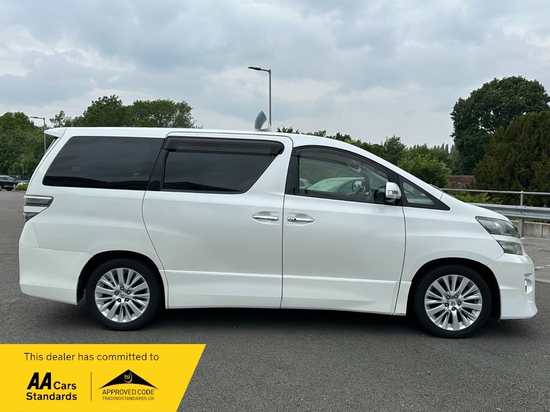 Toyota Vellfire Executive Zr 7 BX61SVN White #3