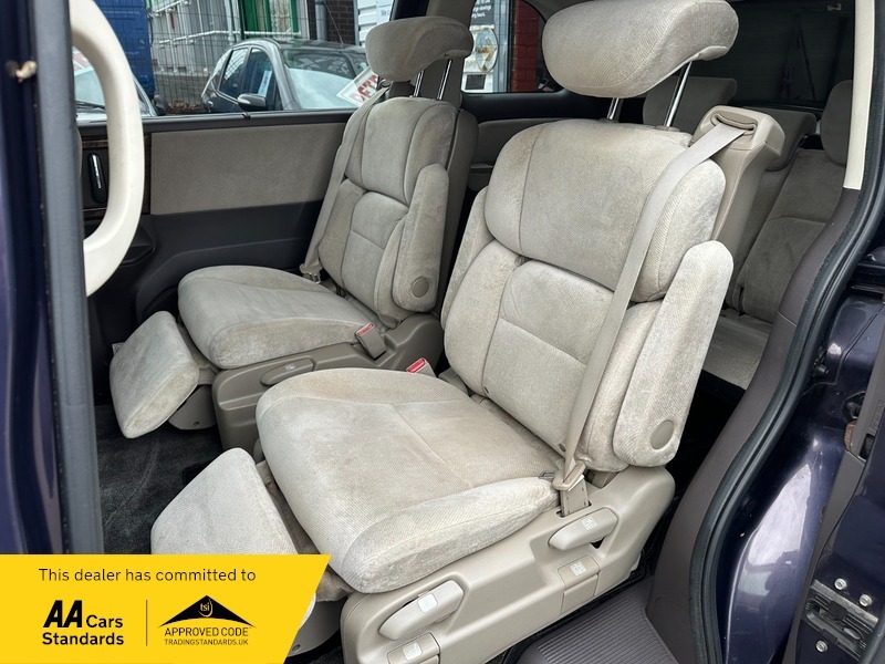 Honda Odyssey Executive 7 Seater Blue #6