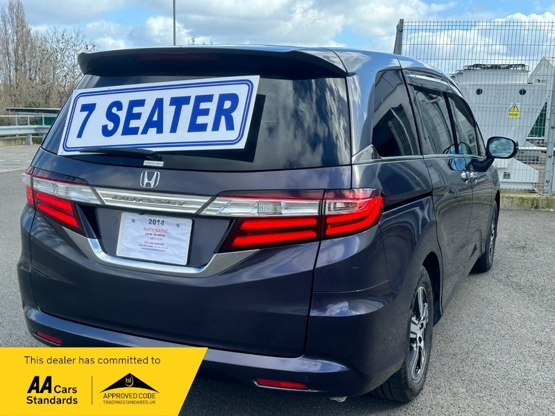 Honda Odyssey Executive 7 Seater Blue #2