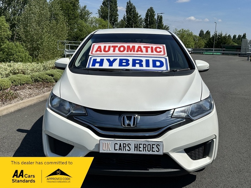 Honda Jazz Fit 1.5 Hybrid BW63ULG White #4