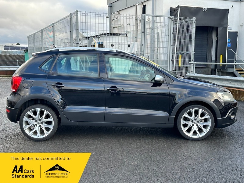 Volkswagen Polo 1.2 Tsi Dsg Black #4