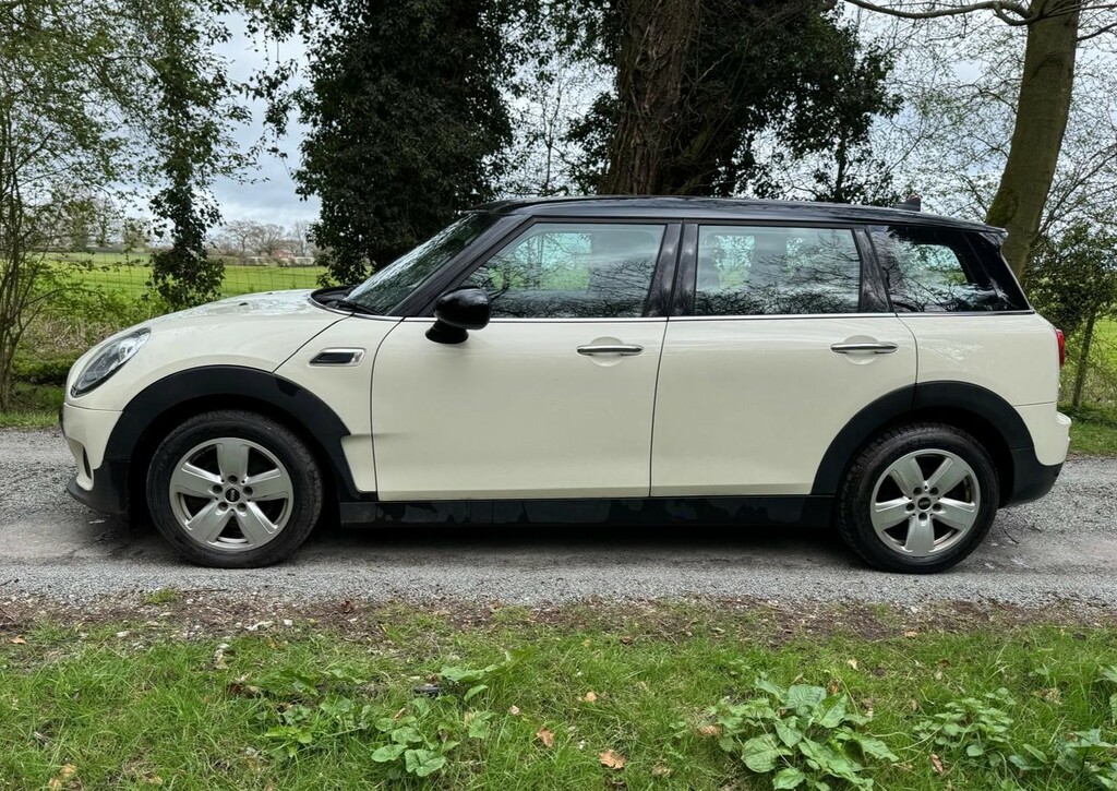 Mini Clubman Estate 1.5 Clubman Cooper 2017 DA67OCV White #5