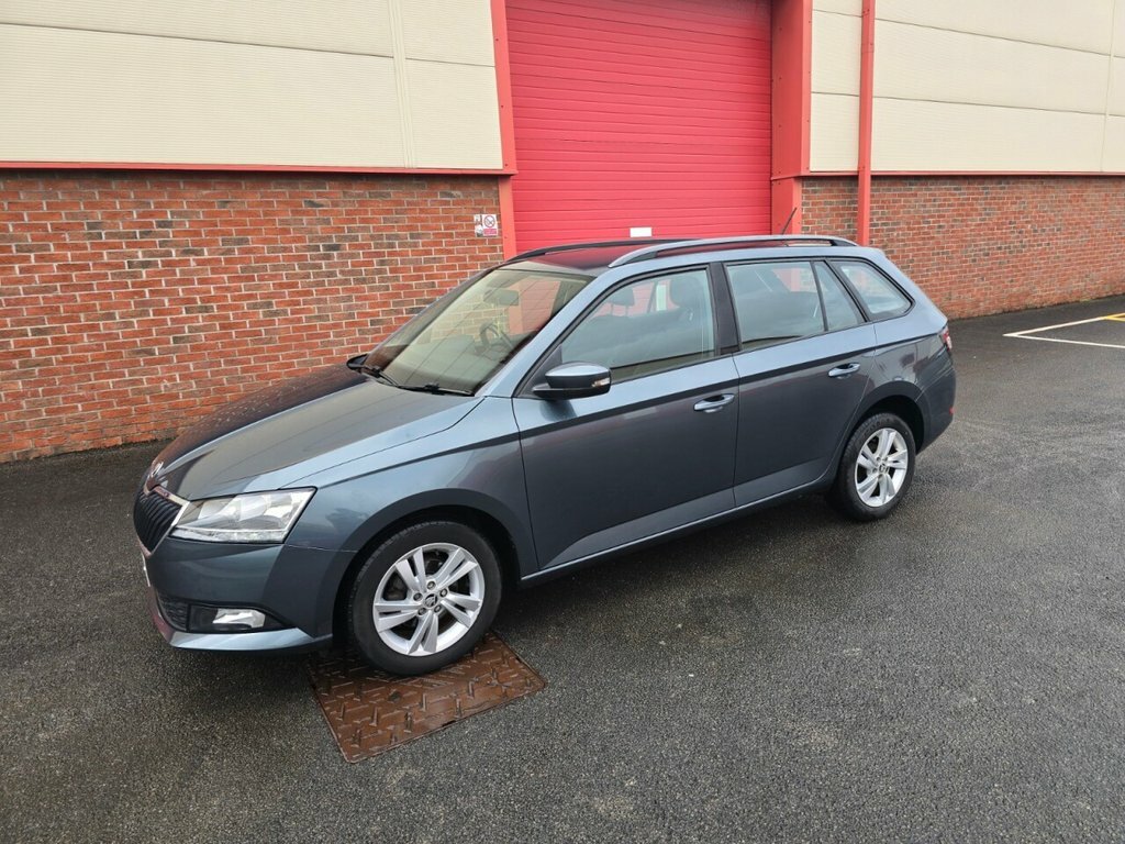 Skoda Fabia Estate VA68ETX Grey #6