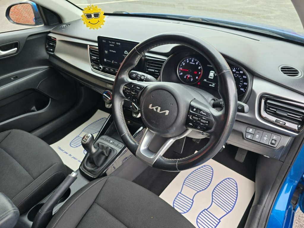 Kia RIO Hatchback YC72OBX Blue #3