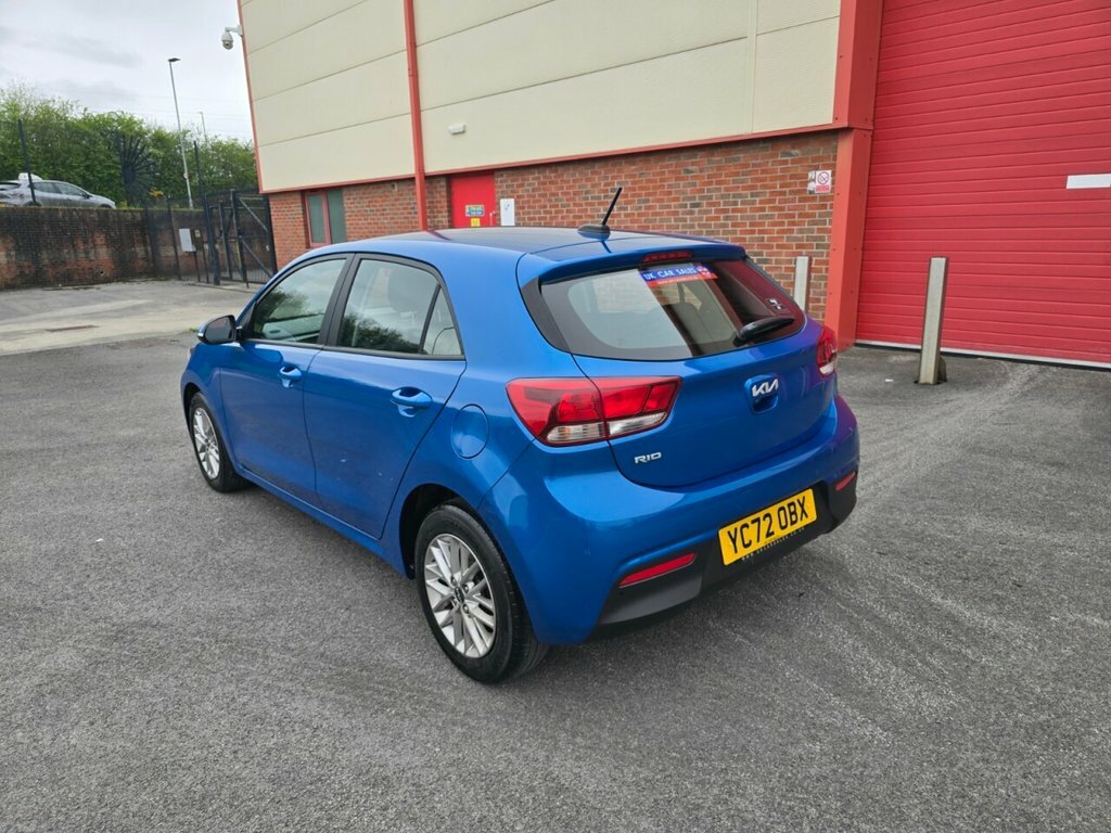 Kia RIO Hatchback YC72OBX Blue #4