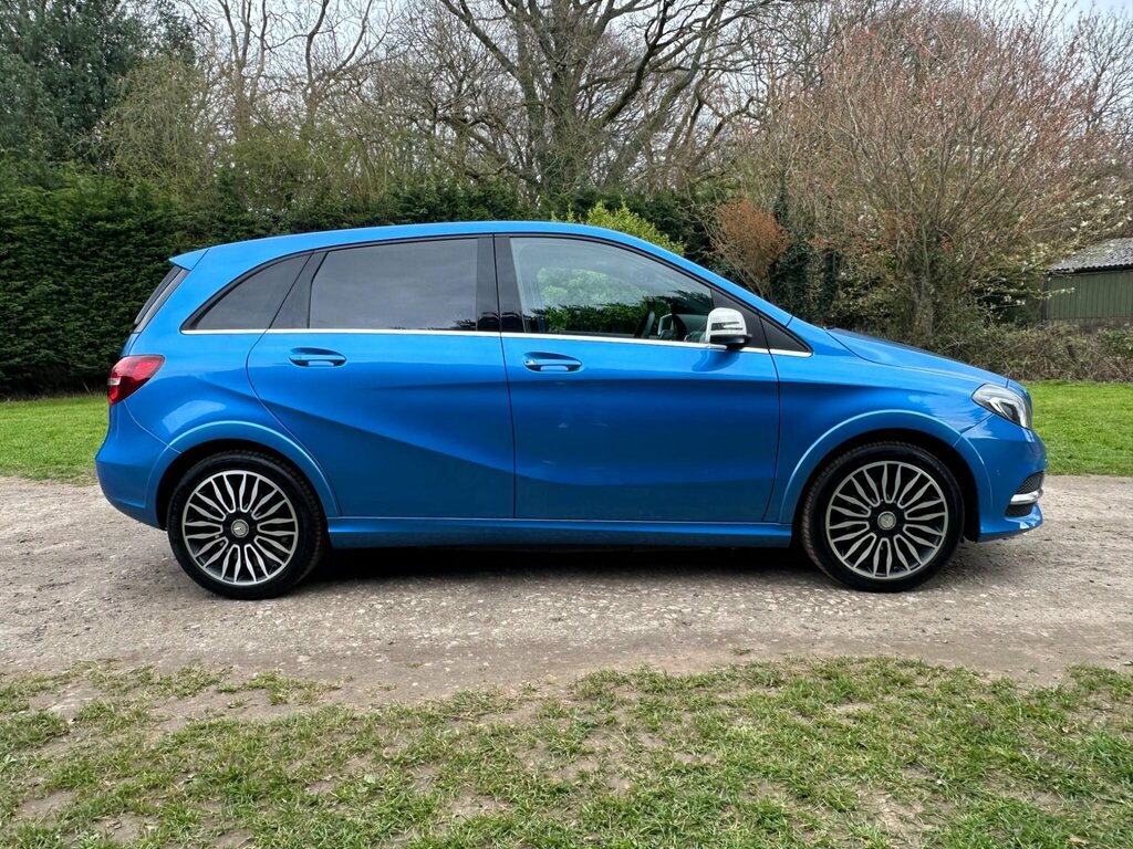 Mercedes-Benz B Class B250e Art Premium Blue #4