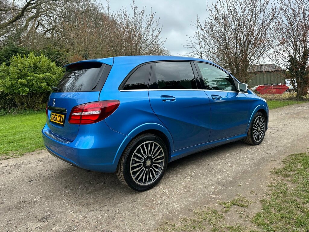 Mercedes-Benz B Class B250e Art Premium Blue #2