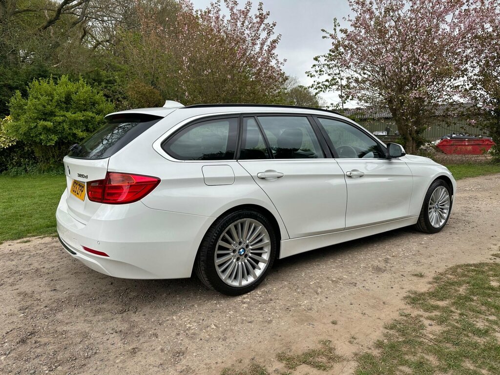 BMW 3 Series 2.0 320D Luxury Touring Euro 5 Ss YE13ZPP White #2