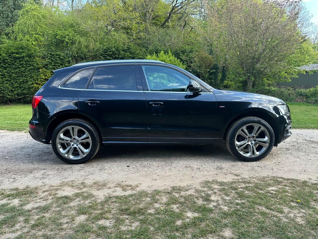 Audi Q5 2.0 Tfsi S Line Special Edition S Tronic Quattro E Black #4