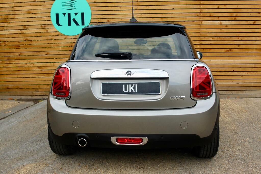 Mini Hatch 1.5 3-Door Hatch Cooper Exclusive HL19VGC Silver #6