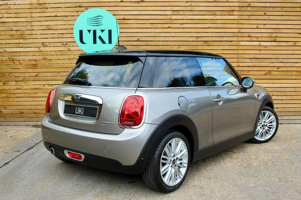 Mini Hatch 1.5 3-Door Hatch Cooper Exclusive HL19VGC Silver #2