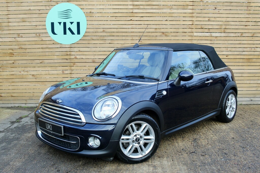 Mini Convertible 2.0 Cooper D Convertible Blue