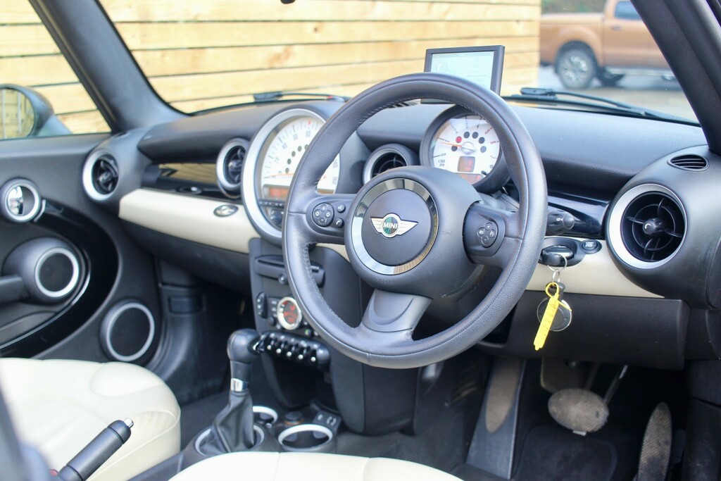Mini Convertible 2.0 Cooper D Convertible HJ14DKF Blue #3