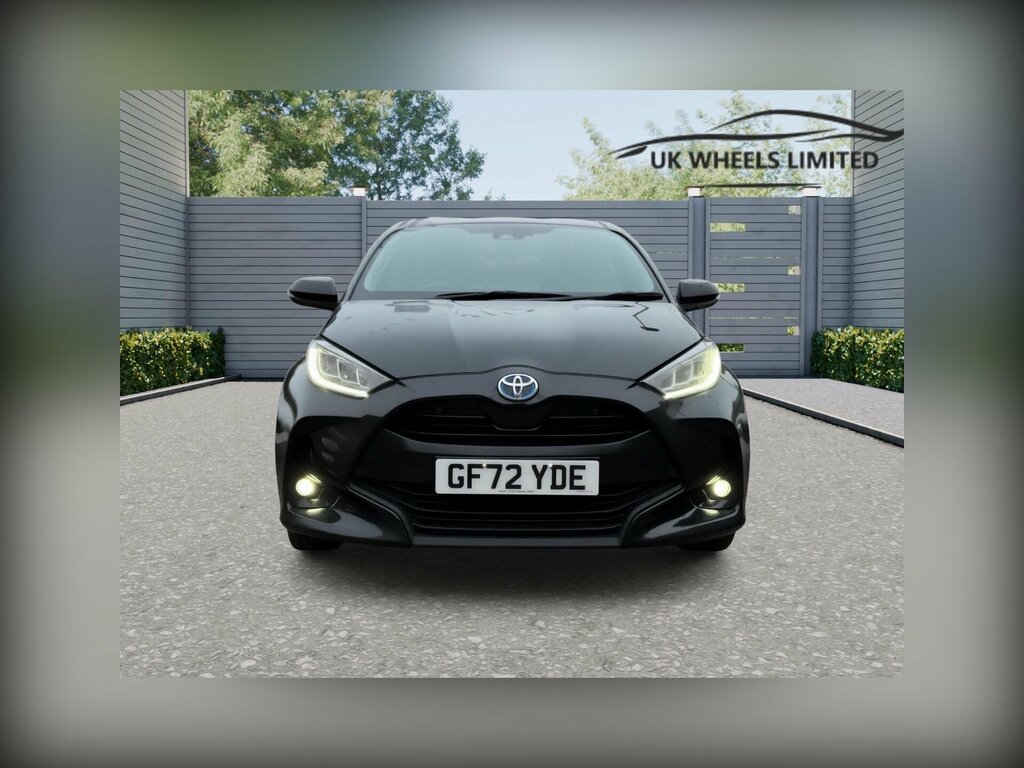 Toyota Yaris 1.5 Vvt-h Design E-cvt Euro 6 Ss Black
