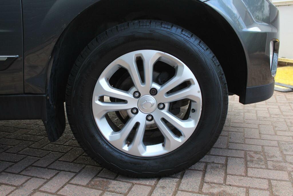SsangYong Musso Musso Se Grey #2