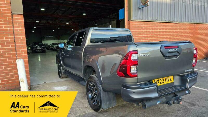 Toyota HILUX 2.8 D-4d Invincible X MX23HVK Brown #5