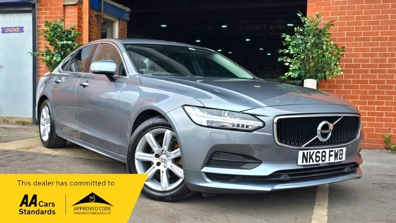 Volvo S90 2.0 D4 Momentum Saloon Grey