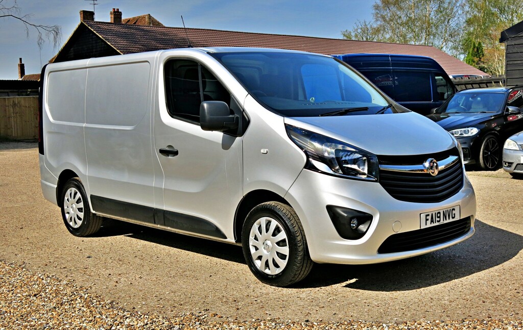 Vauxhall Vivaro Panel Van 1.6 Cdti 120Hp Aircon 2900 Sportive 201 FA19NVG Silver #2