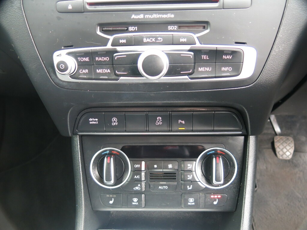 Audi Q3 Suv 150Hp Tdi S Line Plus Quattro 2015 RJ15OBV Black #4