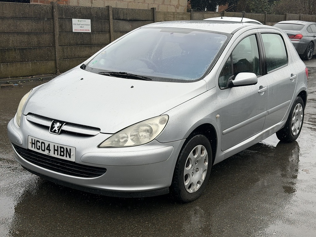 Peugeot 307 1.6 16V S Black #3