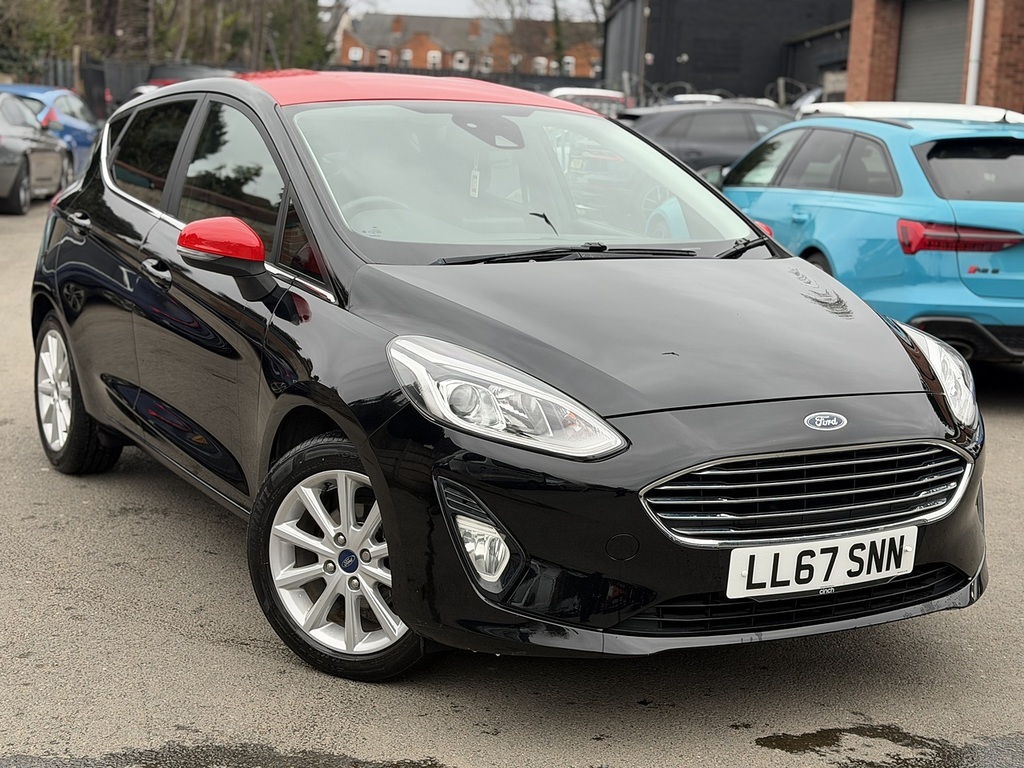 Ford Fiesta 1.0T Ecoboost Titanium Hatchback E LL67SNN Black #3