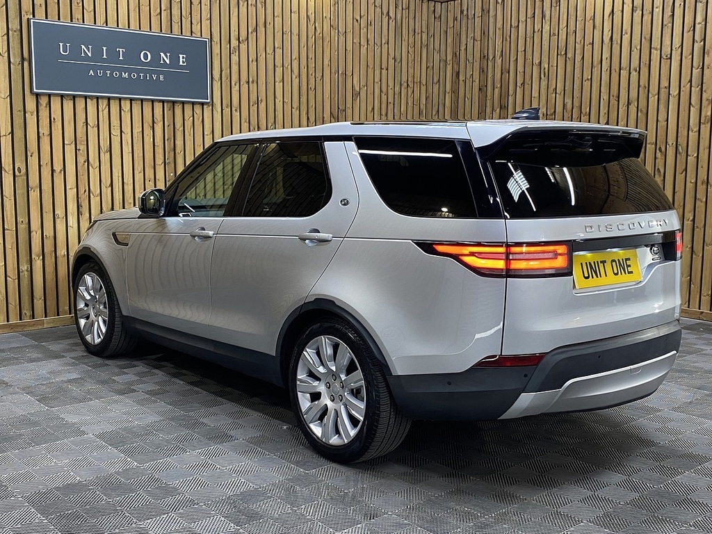 Land Rover Discovery Sd V6 Hse Luxury KM19EZS Silver #3