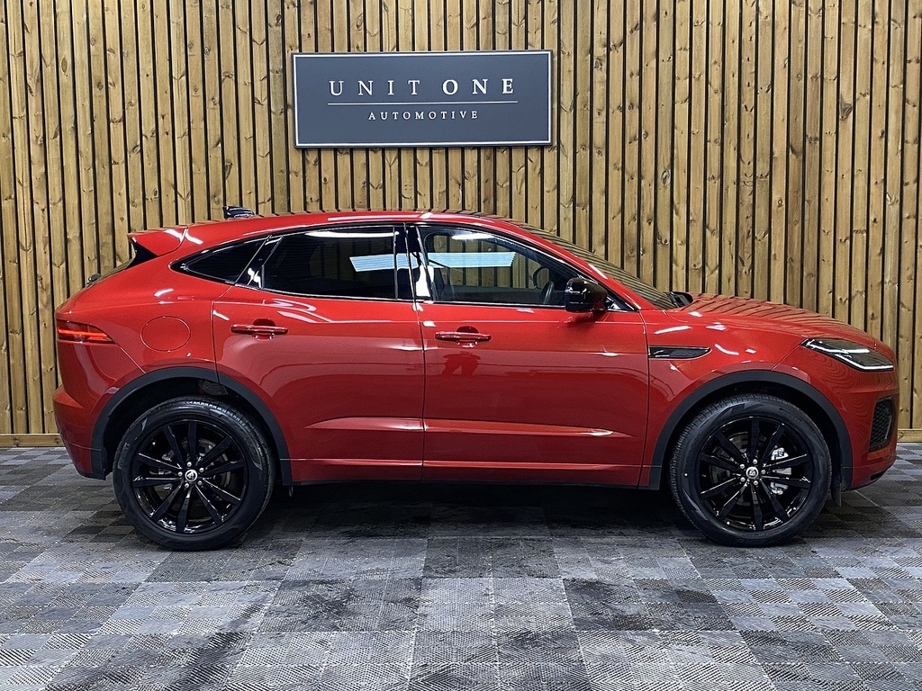 Jaguar E-Pace D204 Mhev R-dynamic Hse Black CV73ZYO Red #2